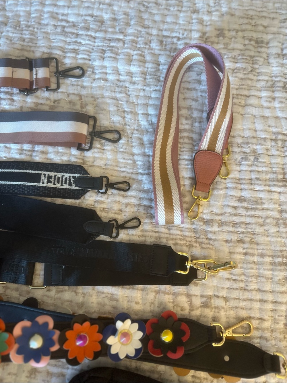 ACCESSORIES BUNDLE - Picture 9 of 11